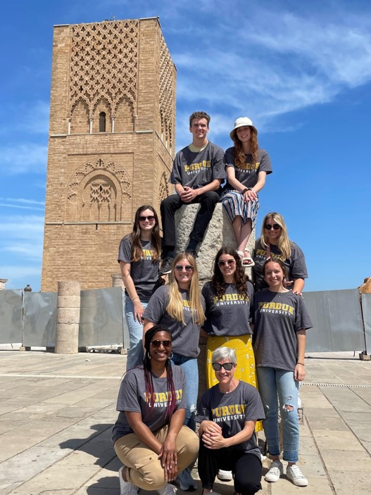 US students studying abroad in Morocco along with their US study abroad leaders